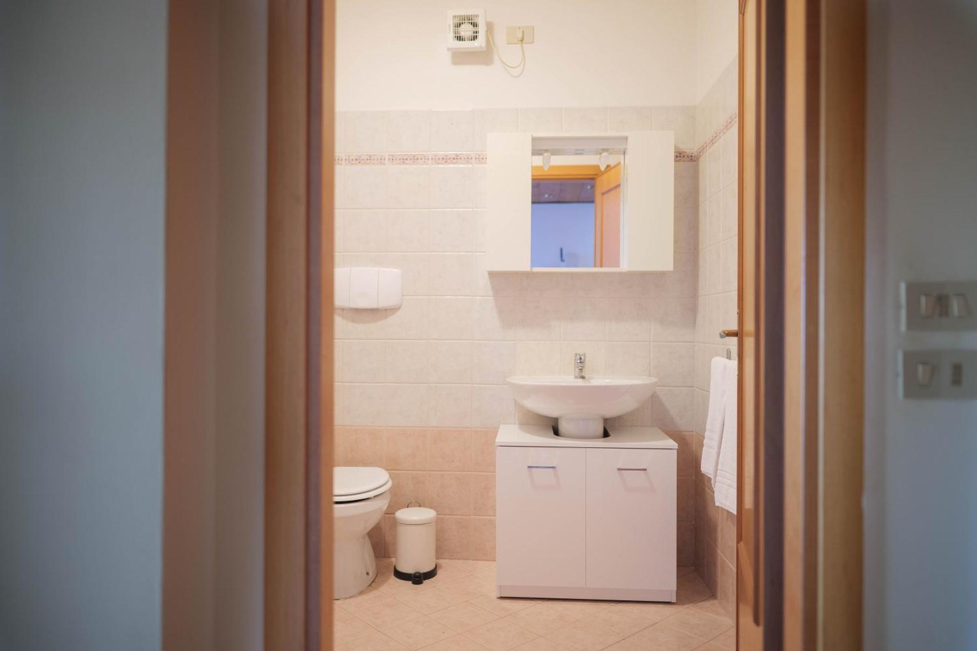 Casa Ghandi Vicino A Roma Con Box Auto E Wi-Fi Monterotondo  Exterior photo